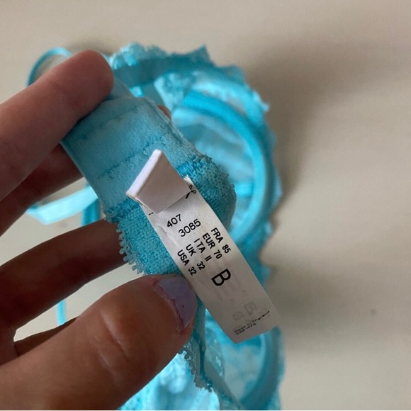 32B blue balconette bra Chantelle - Picture 4 of 4